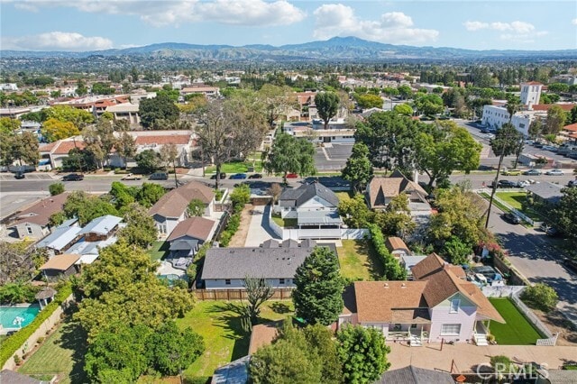 Building Photo - 230 S B St