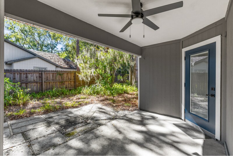 Building Photo - 4155 NW 62nd Ave