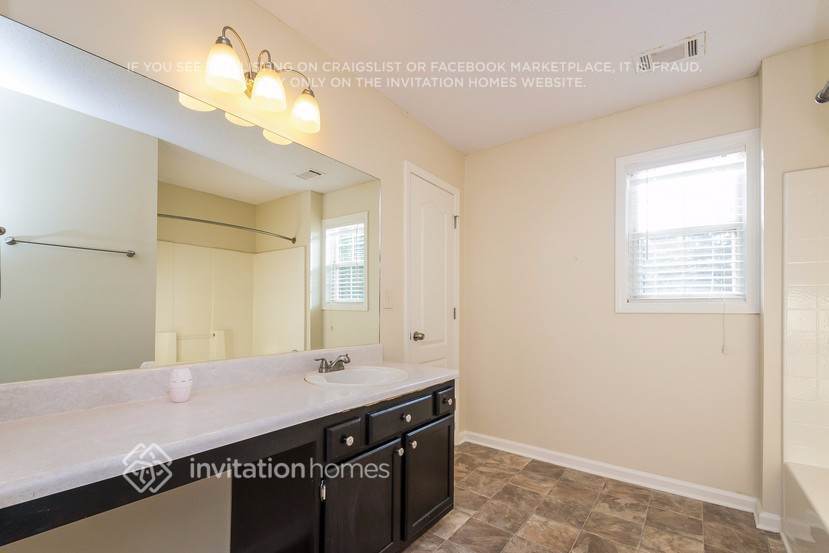 Building Photo - 4534 Rugosa Way