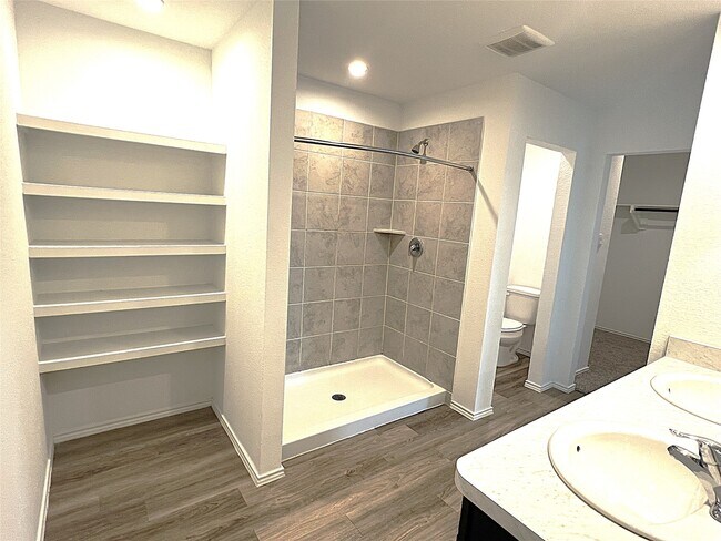 Building Photo - 15019 Ashton Mdws Dr