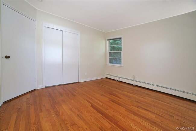 Building Photo - 7 Highview Dr