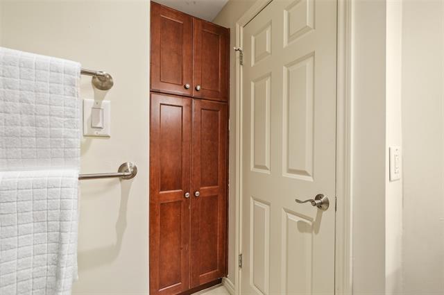 Building Photo - 5909 Luther Ln