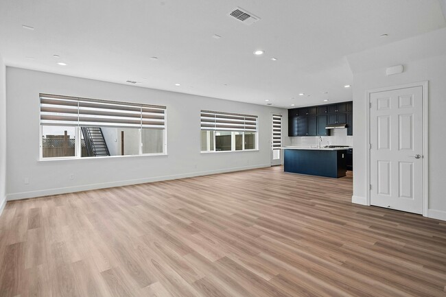 Building Photo - 2943 Neil Jerome Dr