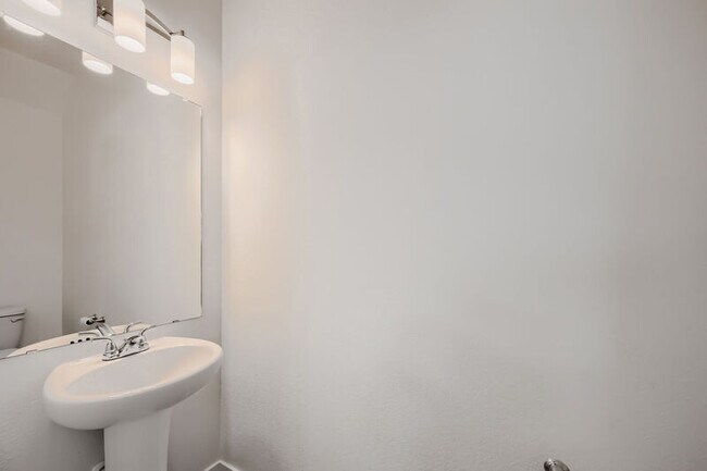 Building Photo - 6463 Crossdrum Point