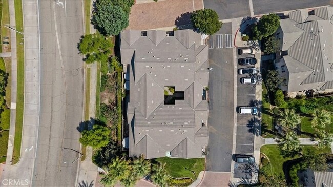 Building Photo - 7353 Ellena W