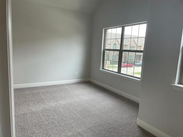 Building Photo - 6120 Blythe Dr