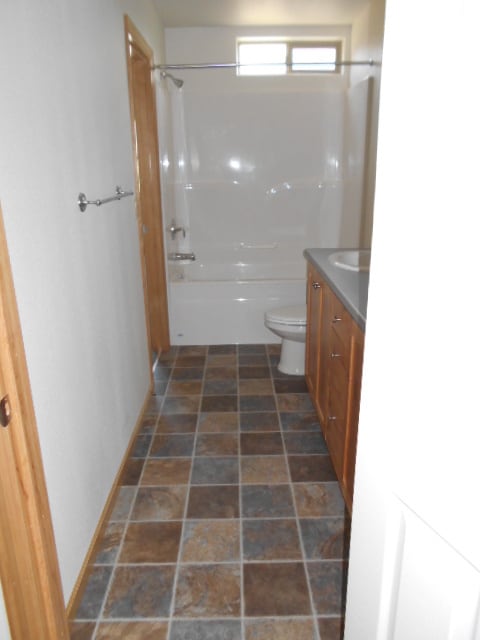 Building Photo - 646 SW Taft St