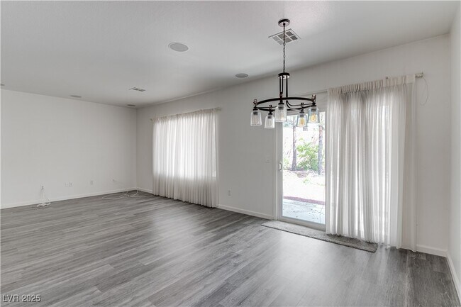 Building Photo - 2463 Eagle Harbor Dr