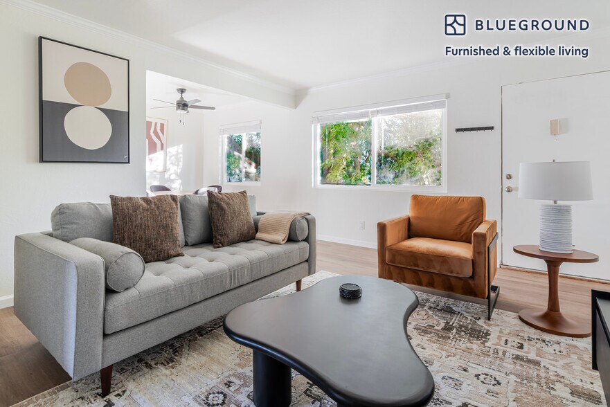 Primary Photo - 245 Bush St