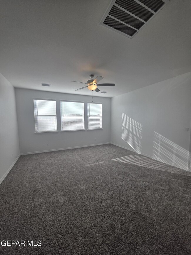 Building Photo - 4889 Christian Azcarate St