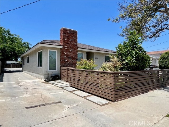 Building Photo - 16313 St Andrews Pl