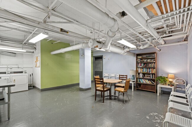 Building Photo - 50 Glenwood Ave