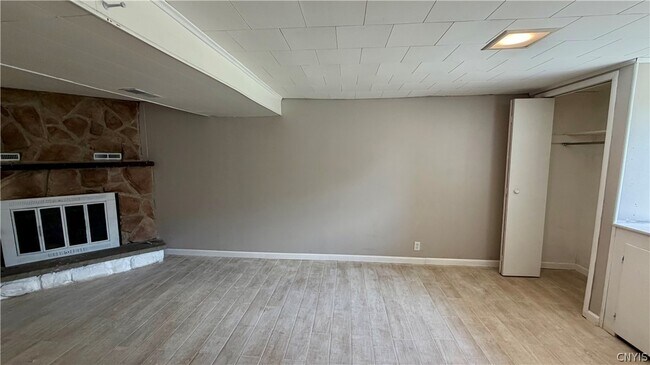 Building Photo - 104 Finwood Dr