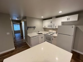 Building Photo - 2400 20th Ave NW