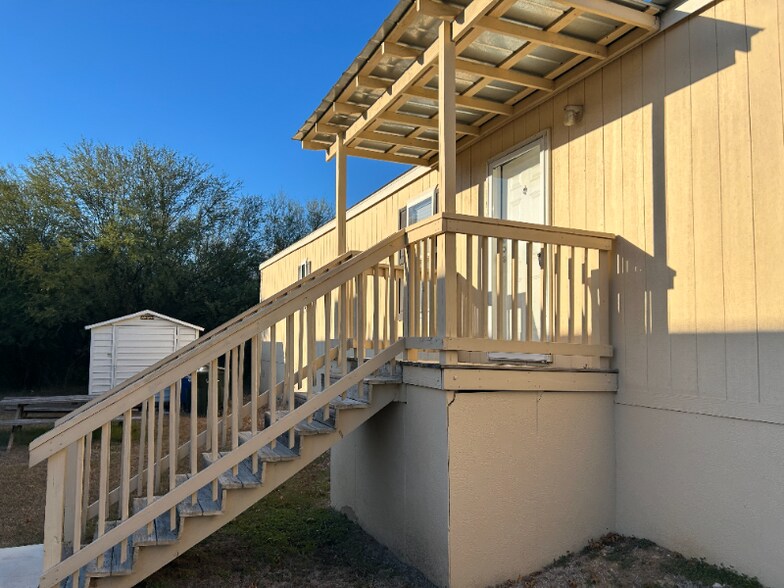 Building Photo - 2230 Sanchez Trl