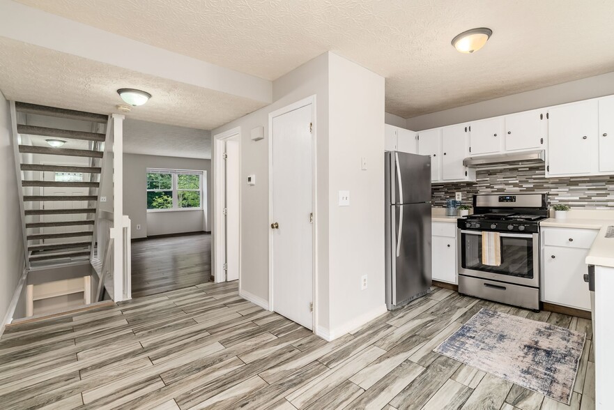 Building Photo - 7897 Kirkby Ct