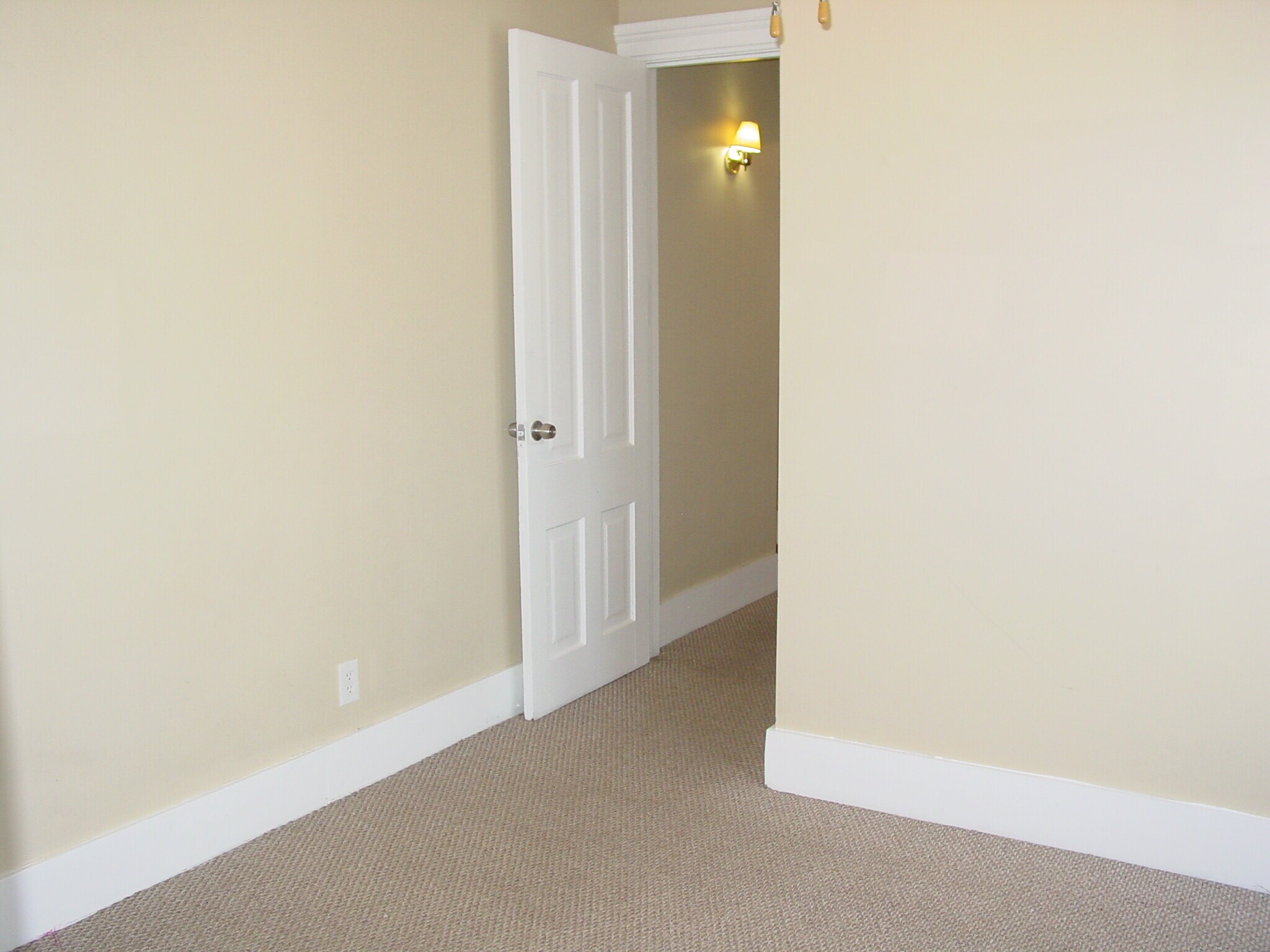 Neutral Wall Decor - 20 N Locust St