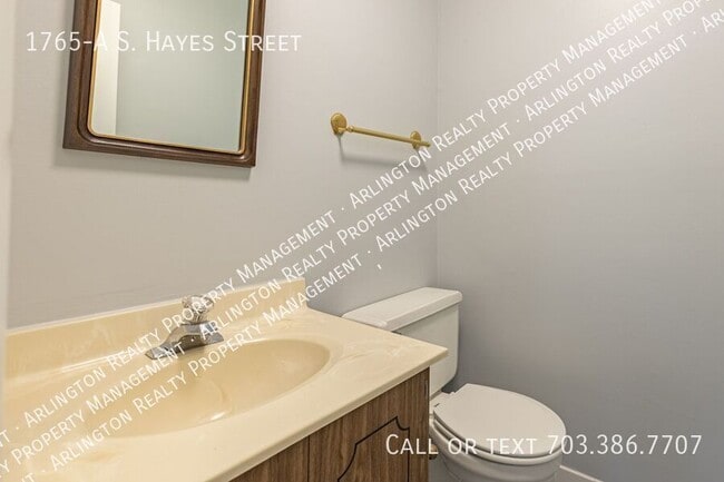 Building Photo - 1765-A S Hayes St