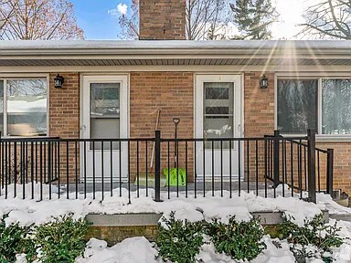 Front Door - 822 Edgewood Pl