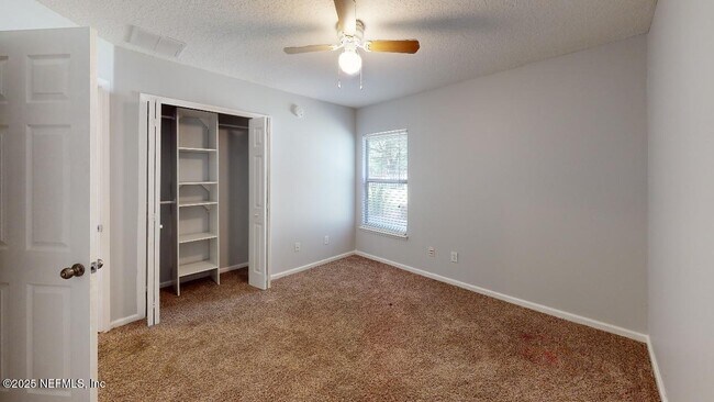 Building Photo - 12107 Livery Dr