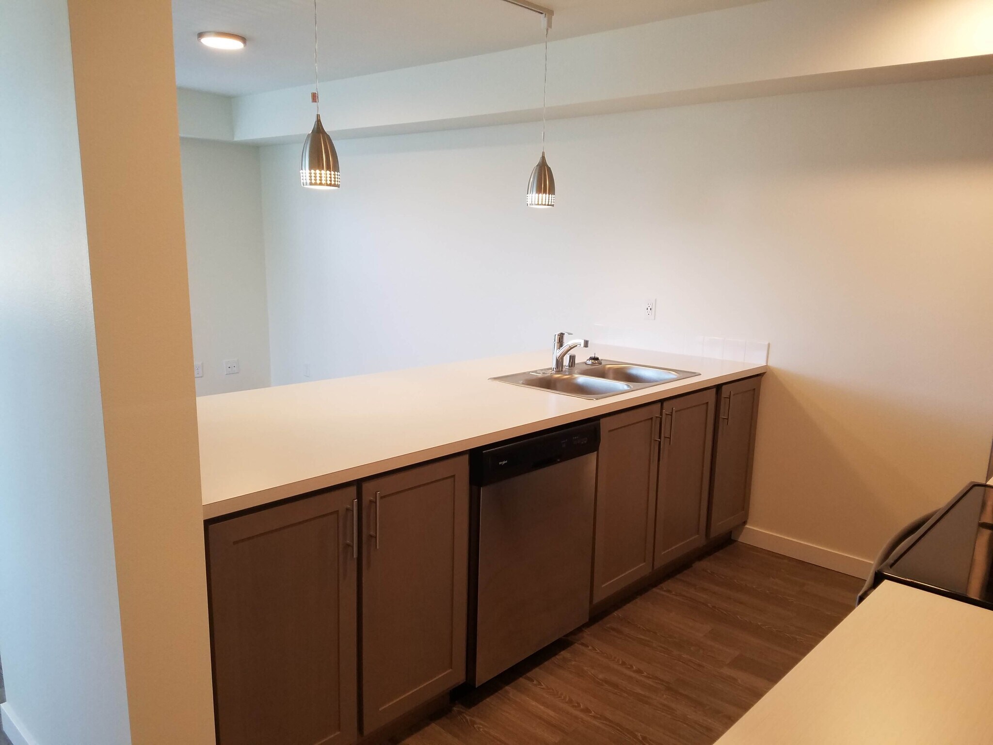 Harvard Suites 705709 32nd St Bellingham WA 98225 Apartment Finder