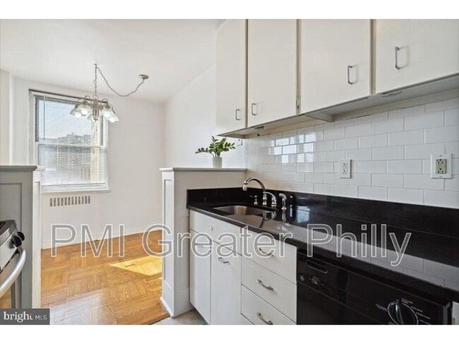 Building Photo - 2601 Pennsylvania Ave