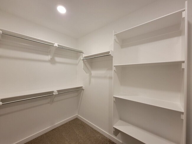 Building Photo - Gorgeous 2025 Build! 4/2/2 in Burgamy Park! Frenship School District!