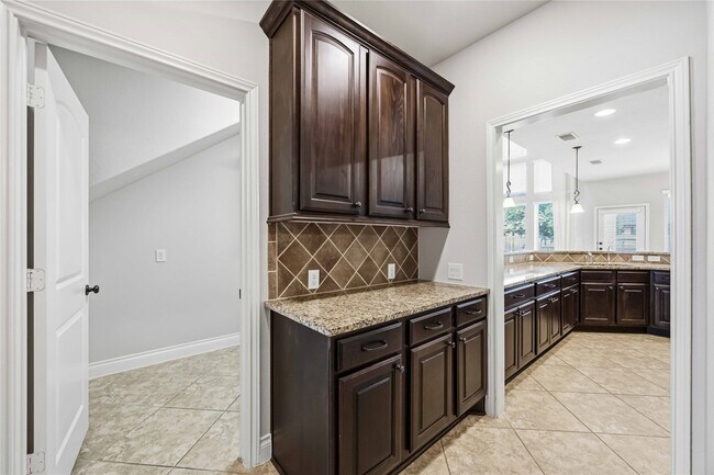 Building Photo - 27707 Lodgemist Ct