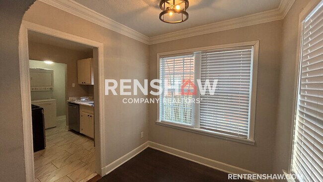 Building Photo - 1870 Vollintine Ave