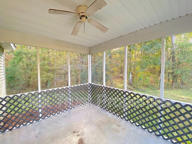 Building Photo - 411 Brookfield Ln