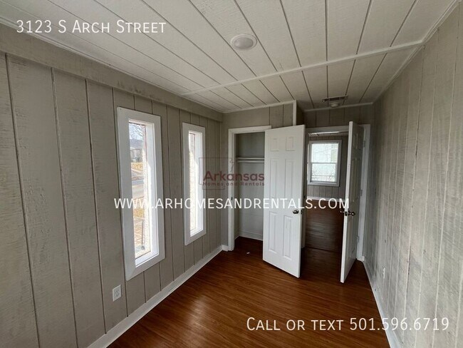 Building Photo - 3123 S Arch St