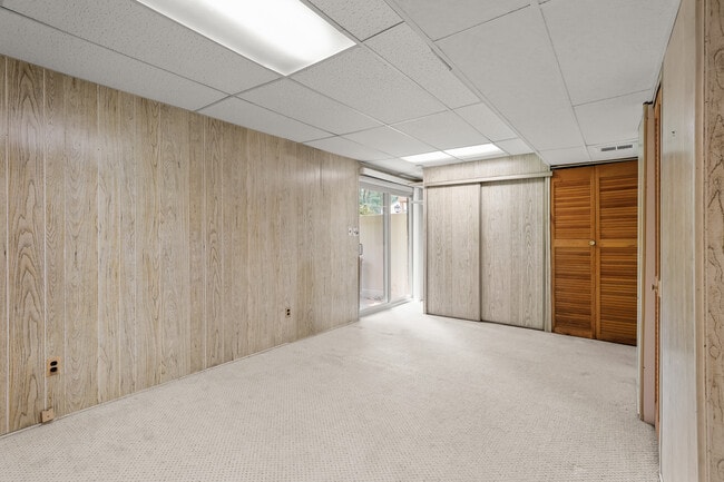 Building Photo - 48 Eastford Ct