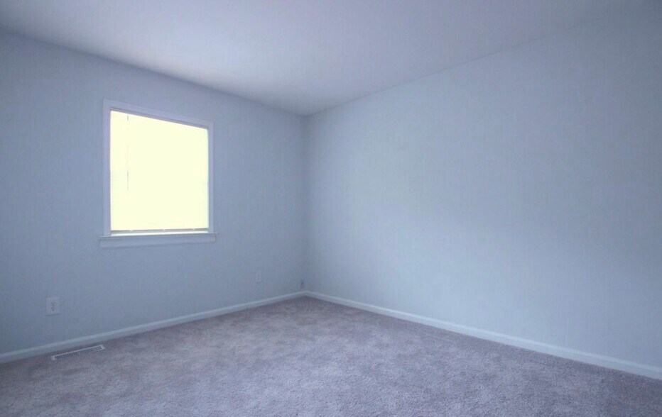 Building Photo - 603 Denton Cir