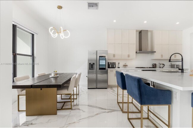 Building Photo - 17197 Teton River Rd