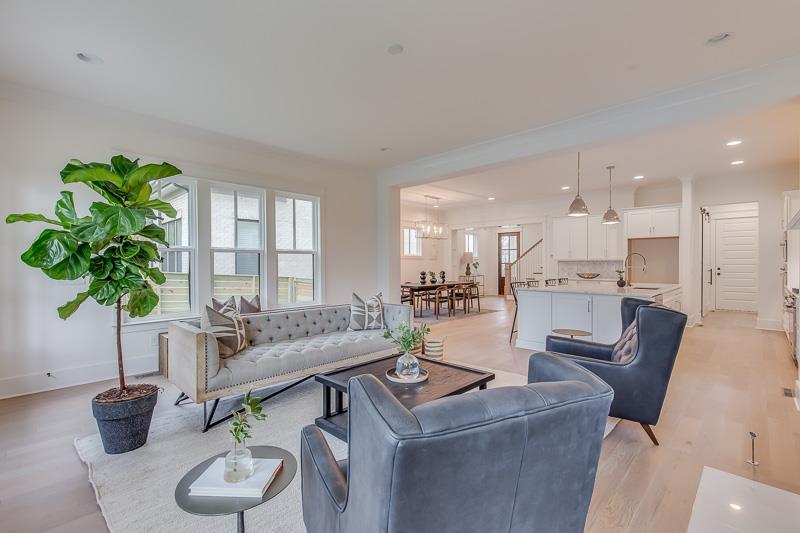 This photo is of a completed version of the same floor plan and same designer finishes - representative only. - 1945b Kimbark Dr