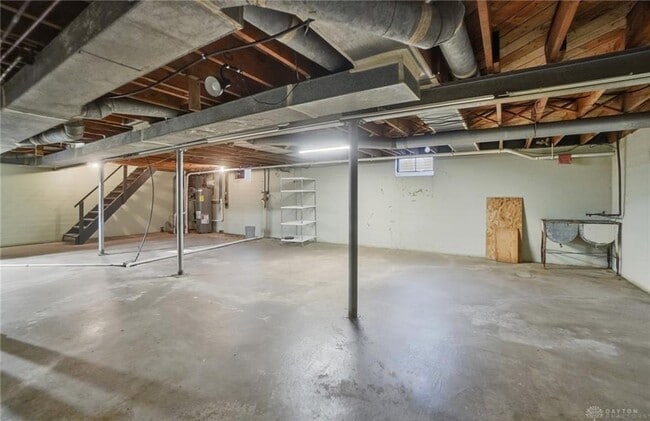 Building Photo - 318 E Central Ave