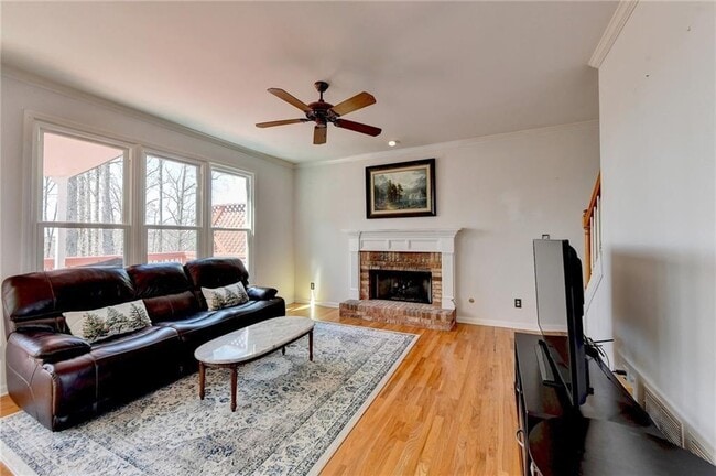 Building Photo - 3820 Ansley Park Dr NE