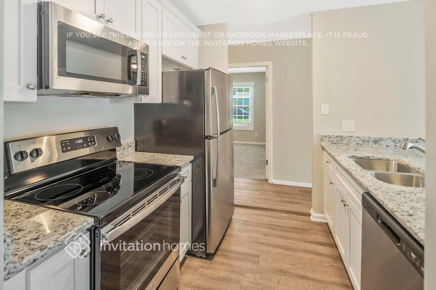 Building Photo - 1717 Baytree Ct