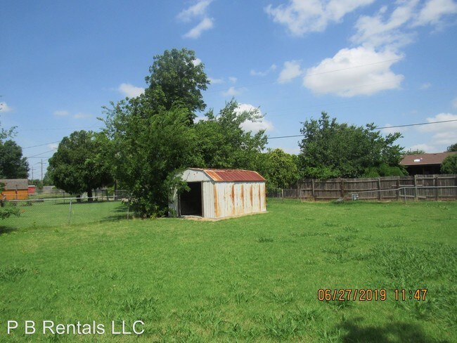 Building Photo - 3 br, 1.5 bath House - 4615 SW Beta Avenue