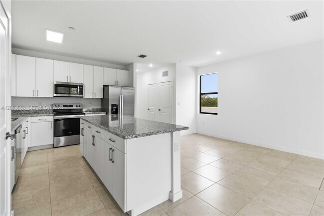 Building Photo - 22340 SW 115th Ct