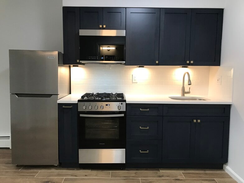 2nd Kitchen Basement - 1843 Clintonville St