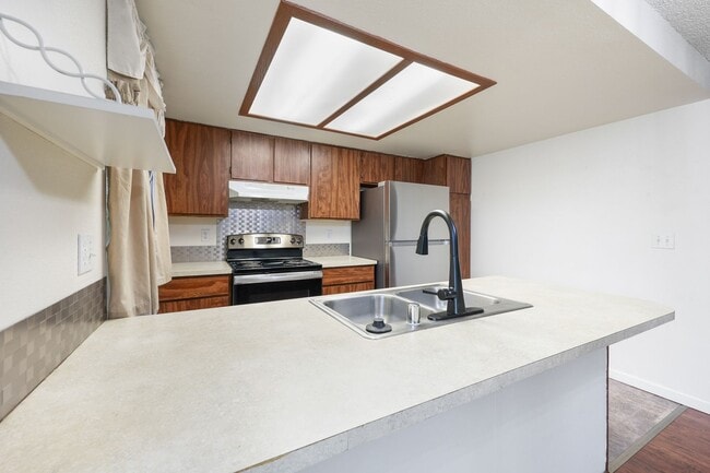 Building Photo - Tumwater rambler with 3bdrms 1.75 baths 2 ...