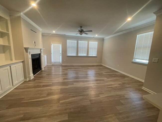 Building Photo - Grassfield Meadows