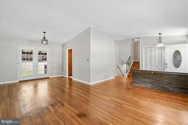Building Photo - 1103 Playford Ln