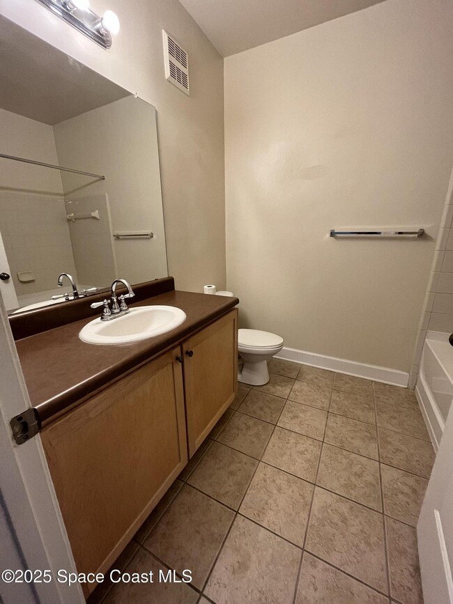 Building Photo - 6461 Borasco Dr