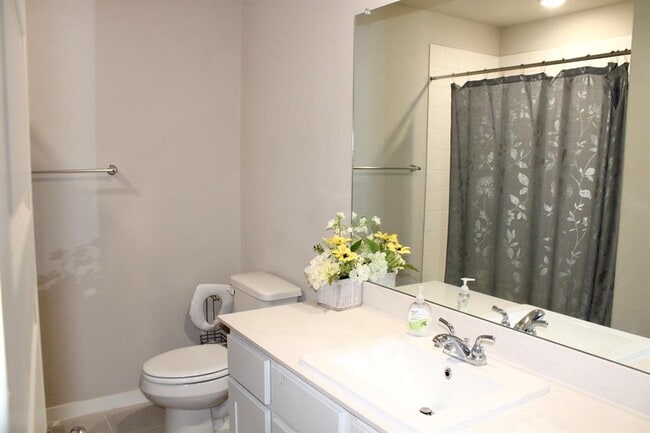 Building Photo - 174 Gullivers Dr