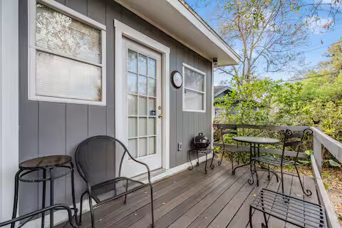 Building Photo - 209 W Osborne Ave