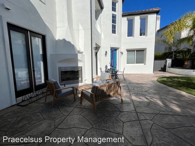 Building Photo - 1 br, 1 bath House - 1033 White Alder