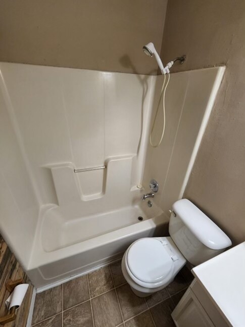 Building Photo - 624 Palisades Dr