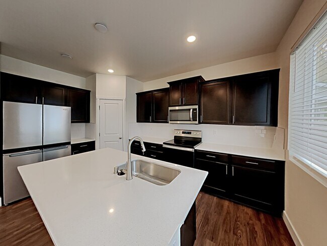 Building Photo - 17612 42nd Avenue Court E